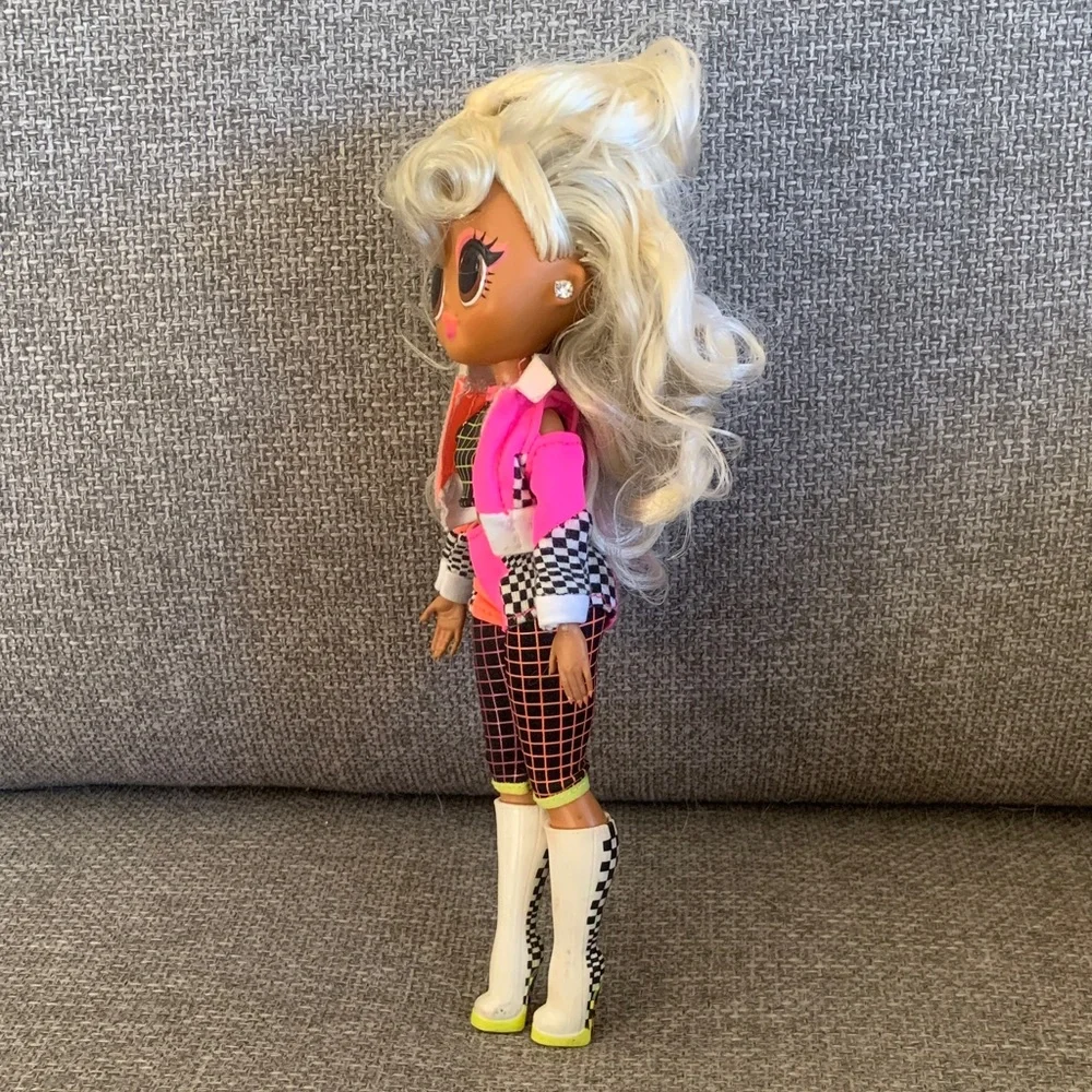 L.O.L Surprise OMG Lights Speedster Fashion Doll with Outfit